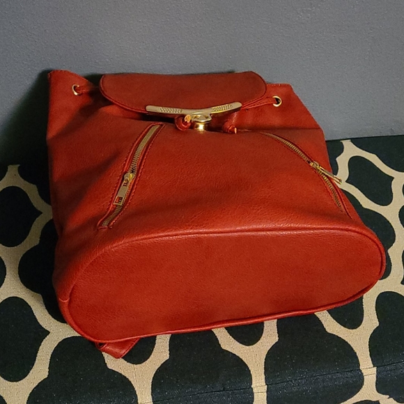 Backpack Pocketbook - Picture 3 of 6